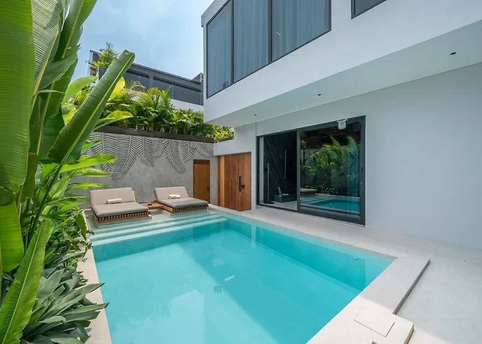Under The Palms - A Luxurious 3-br In Villa Canggu (Bali)