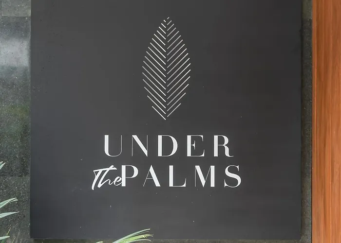 Under The Palms - A Luxurious 3-br In * Canggu (Bali)
