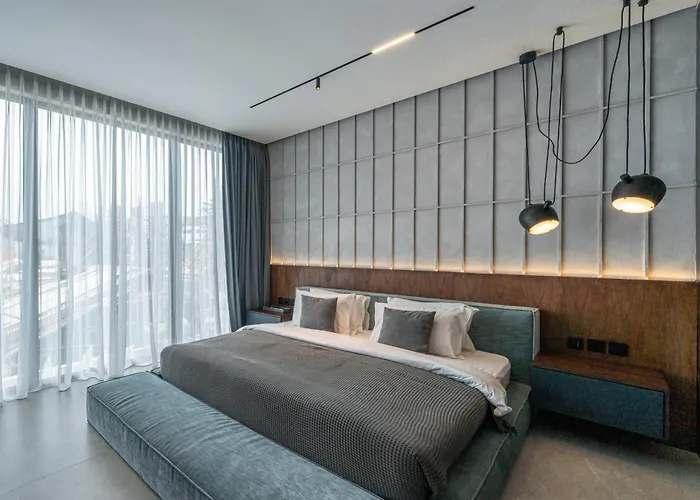 Under The Palms - A Luxurious 3-br In Villa Canggu (Bali)